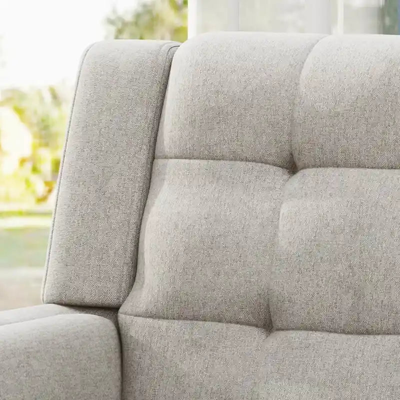 Fauteuil club capitonné Mid-Century Modern avec pieds en bois de bouleau