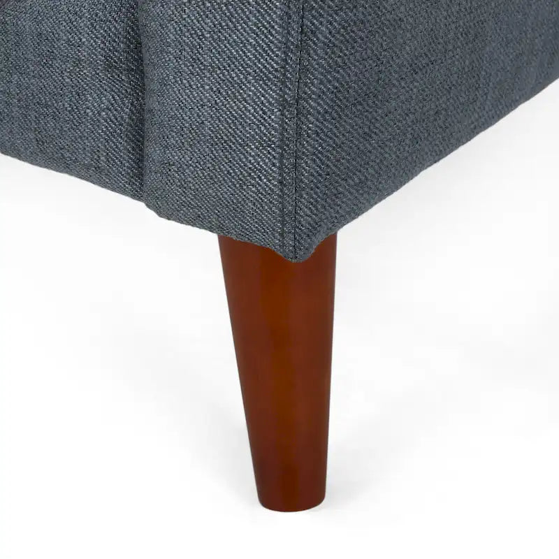 Fauteuil club capitonné Mid-Century Modern avec pieds en bois de bouleau